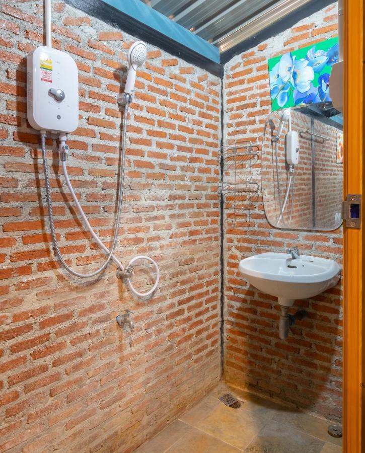 Feel Like Home แบบบ้านบ้าน Talat Amphoe Nakhon Chai Si Exteriör bild