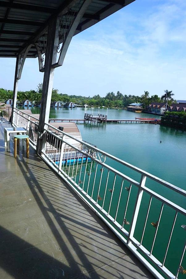 Feel Like Home แบบบ้านบ้าน Talat Amphoe Nakhon Chai Si Exteriör bild